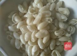 海鲜小丸子猫耳面的做法图解3