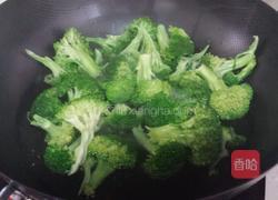 菜花炒腊肠的做法图解3