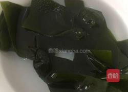 猪尾骨海带汤的做法图解3