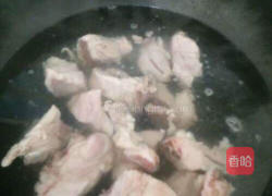 猪尾骨海带汤的做法图解4