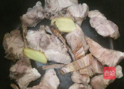 猪尾骨海带汤的做法图解6