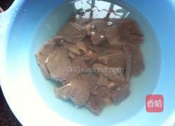 洋葱炒猪肝的做法图解2