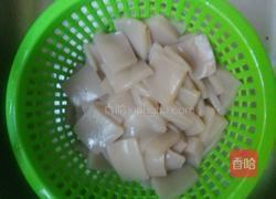 瘦肉青椒炒魔芋的做法图解3