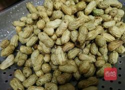 五香煮花生的做法图解1