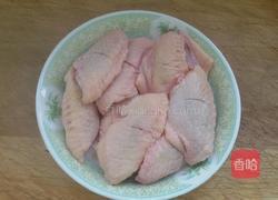 板栗烧鸡翅的做法图解2