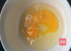 微波炉蛋糕的做法图解1