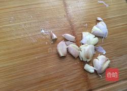 蒜香菠菜的做法图解2