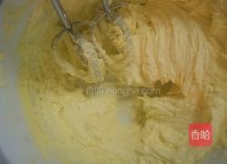 牛奶饼干的做法图解1