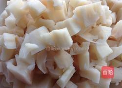豆角莲藕丁的做法图解1