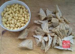 豆腐泡炒雪里蕻的做法图解2