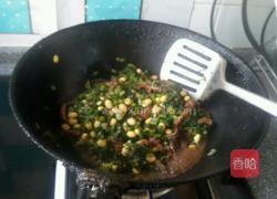 豆腐泡炒雪里蕻的做法图解7