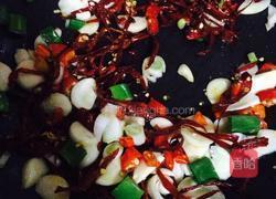 小鱼炒花生的做法图解4