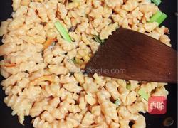 肉末香芹炒麻食的做法图解9