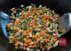双色炒肉丁的做法图解6