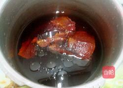 手撕牛肉炒木耳的做法图解2