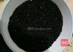 黑芝麻汤圆馅的做法图解1