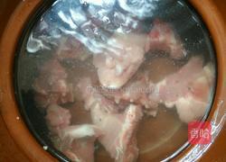 猪尾巴煲花生汤（砂锅版）的做法图解1