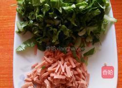 牛奶火腿青菜饼的做法图解2