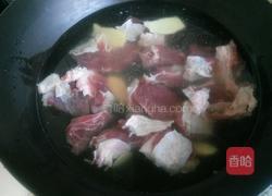 板栗煲牛肉的做法图解9