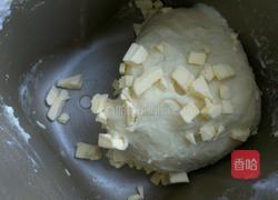 豆沙面包卷的做法图解2