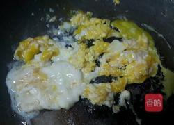 海鲜炒饭的做法图解7