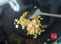 莴笋炒玉米腿的做法图解5