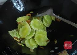 莴笋炒玉米腿的做法图解6