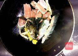 酸汤乌鱼的做法图解8
