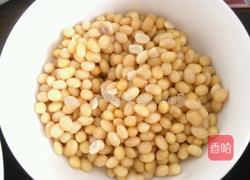 红烧黄豆猪蹄的做法图解5