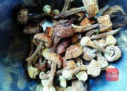 姬松茸煲排骨的做法图解3