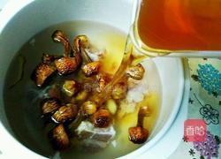 姬松茸煲排骨的做法图解9