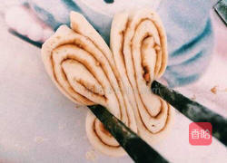 蝴蝶馒头的做法图解6