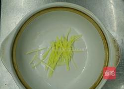 杂鱼煲的做法图解1