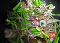 牛肉炒意大利面的做法图解6