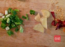 家常白菜牛肉的做法图解2