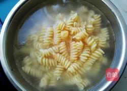 番茄(黑椒)什锦牛腩意粉的做法图解6