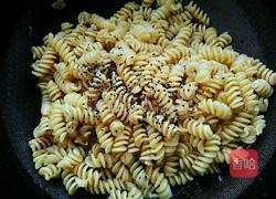 番茄(黑椒)什锦牛腩意粉的做法图解11