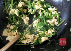 菠菜炒蛋的做法图解2