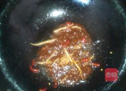 黄豆酱香炒豆干的做法图解6
