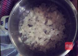 银耳莲子红枣羹的做法图解1