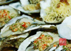 蒜姜烤生蚝、芝士焗生蚝的做法图解3