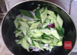 黄瓜炒肉的做法图解6