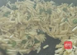 韭黄炒肉丝的做法图解9
