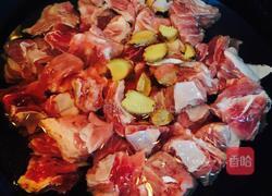 萝卜炖牛腩的做法图解3