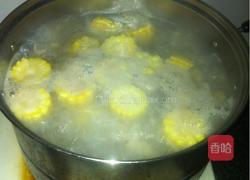 排骨玉米莲藕汤的做法图解4