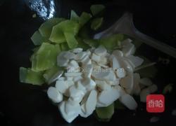 莴笋炒山药的做法图解8