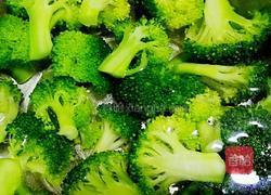 海米炝西兰花的做法图解3