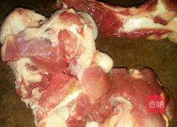 山药筒骨汤煲的做法图解1