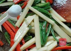 胡萝卜青椒炒土豆的做法图解9