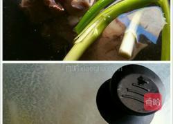 生滚鱼片粥的做法图解2